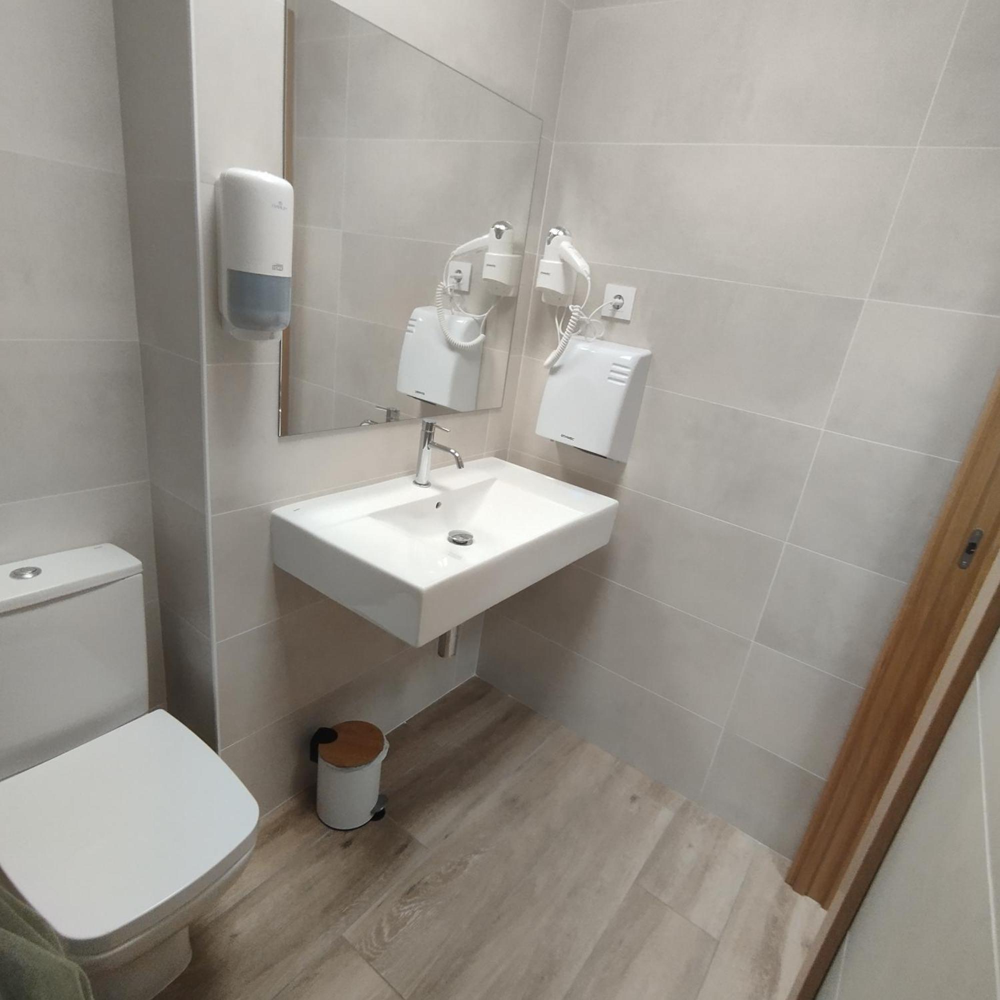 Dpaso Urban Hostel Pontevedra Eksteriør bilde