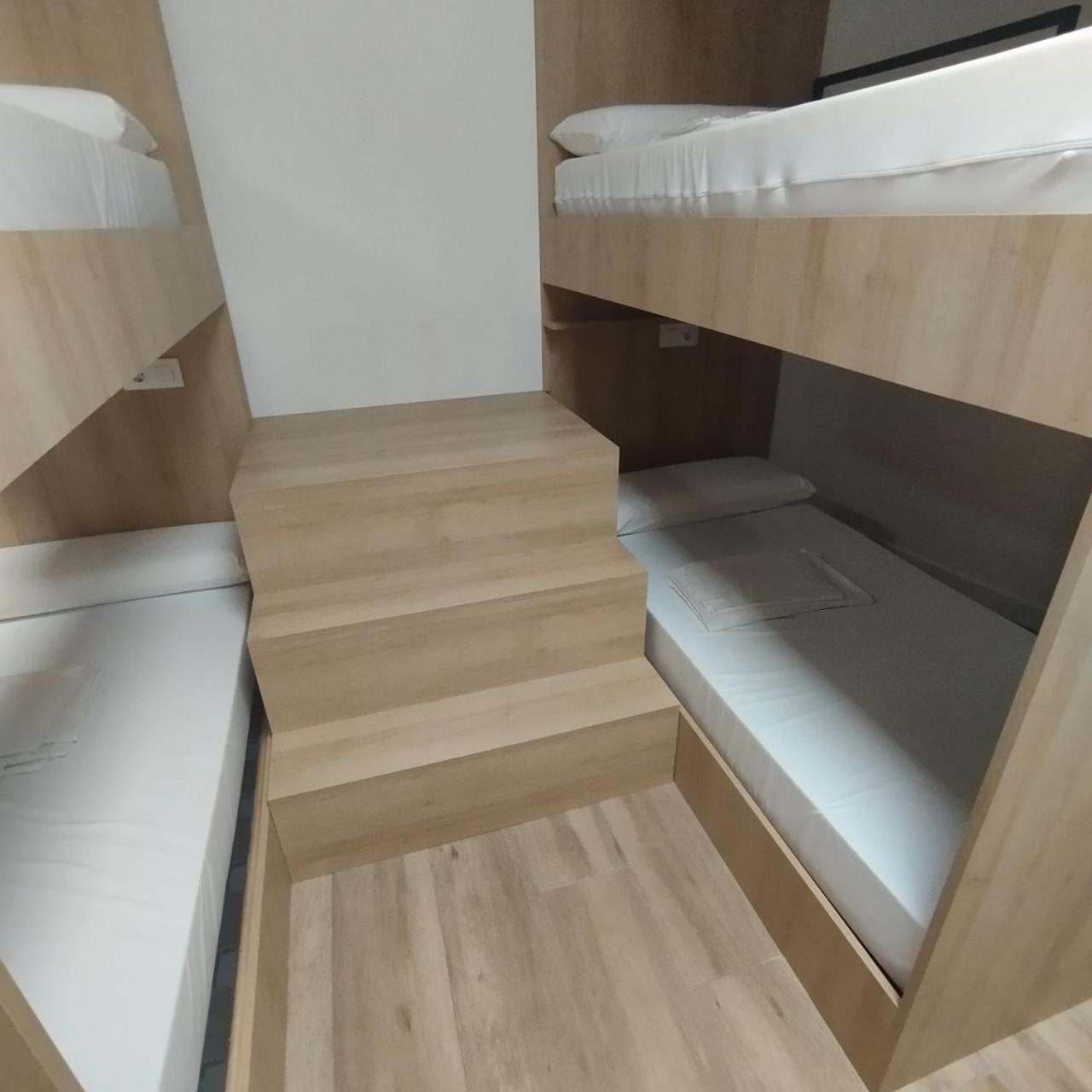 Dpaso Urban Hostel Pontevedra Eksteriør bilde
