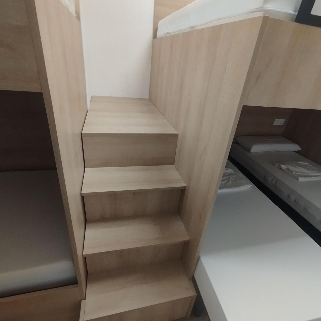 Dpaso Urban Hostel Pontevedra Eksteriør bilde